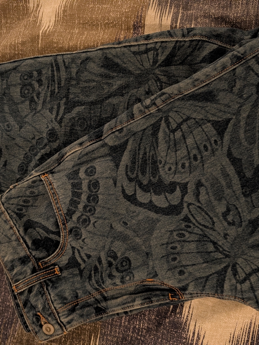 Hollister Blue Floral Print Denim Shorts - Picture 2 of 5